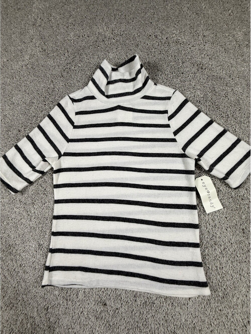 NWT Eye Candy Sweater Juniors Size XL Gray and White Stripes Short Sleeve